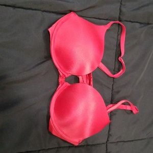 Victoria secrets bra.